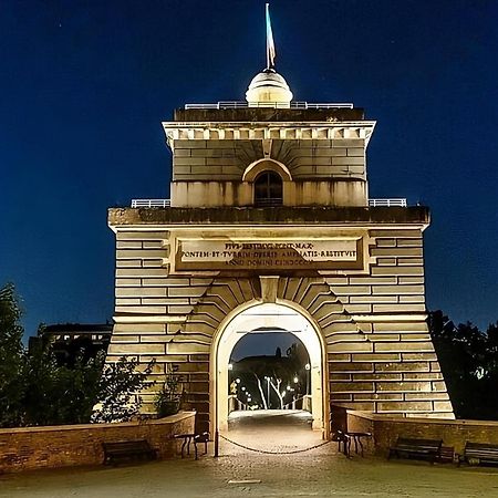Dolcevita Ponte Milvio Rome Exterior photo